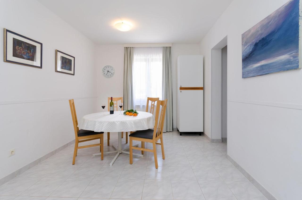 Apartments Gloria Vrsar Eksteriør billede